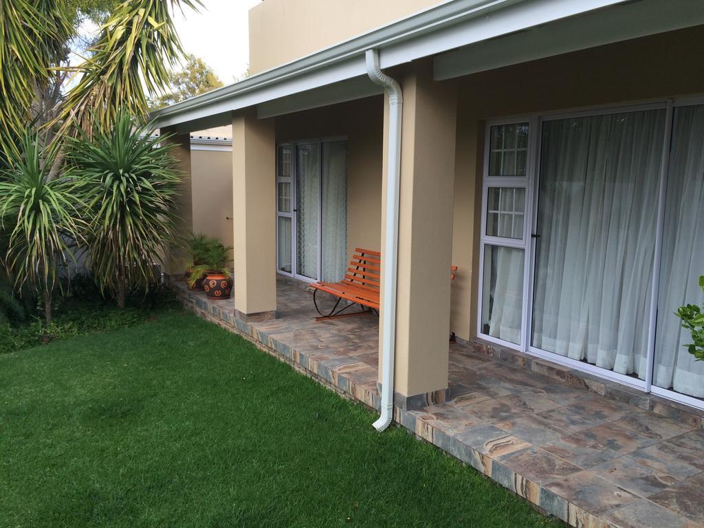 Van Biljon Cottage No Loadshedding Oudtshoorn Ngoại thất bức ảnh