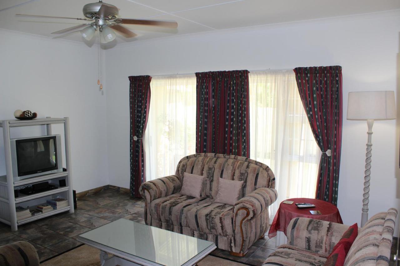 Van Biljon Cottage No Loadshedding Oudtshoorn Ngoại thất bức ảnh